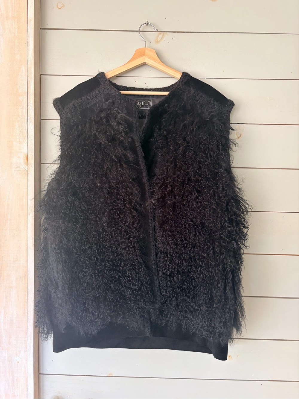 MJM Canadian Original Black Shaggy Curly Fur Style Vest
